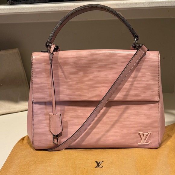 Louis Vuitton Epi Leather Cluny BB - Picture 1 of 14